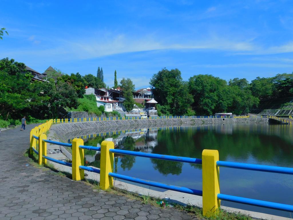 Seven Trumpets Guesthouse Maguwo Bagian luar foto