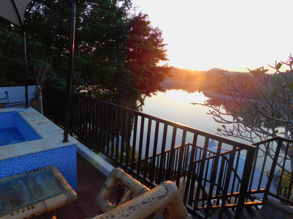 Seven Trumpets Guesthouse Maguwo Bagian luar foto