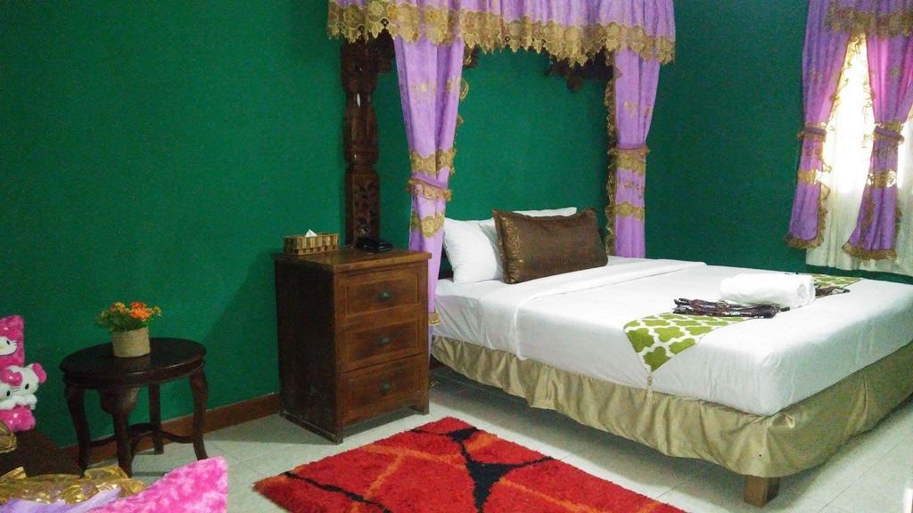 Seven Trumpets Guesthouse Maguwo Bagian luar foto
