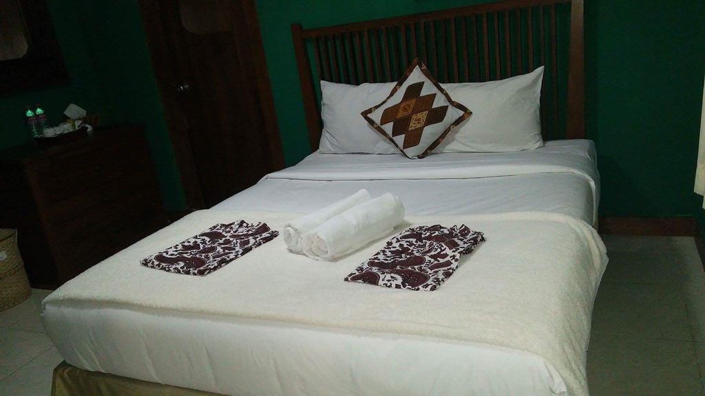 Seven Trumpets Guesthouse Maguwo Bagian luar foto